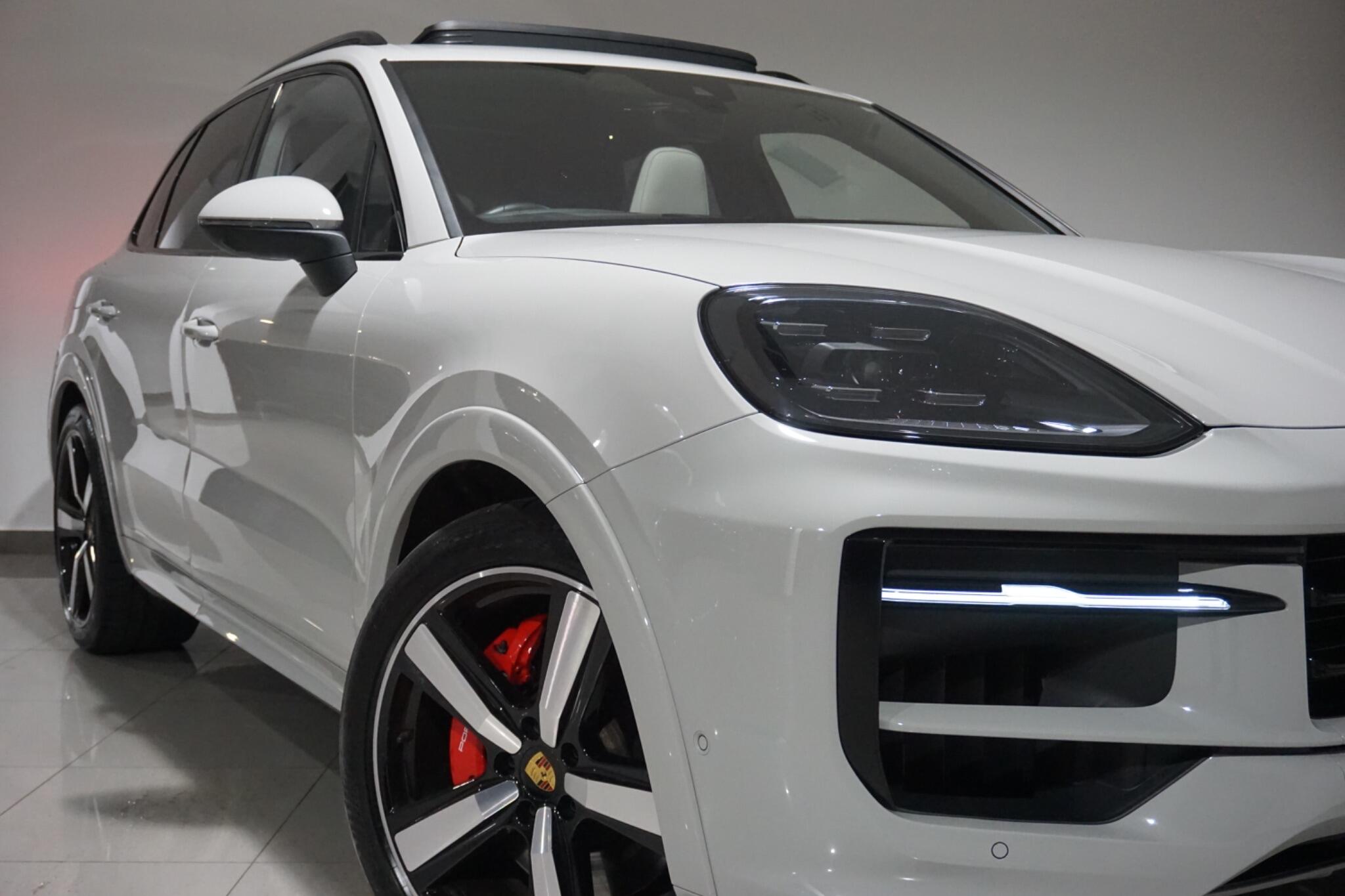 Porsche Cayenne 4.0T V8 S SUV 5dr Petrol TiptronicS 4WD Euro 6 (s/s) (474 ps)